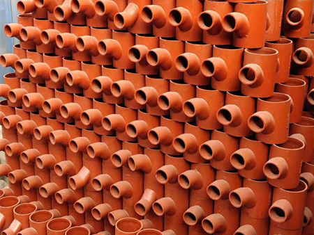 安宁寒露时节,金利建材助您构建坚固排水系统